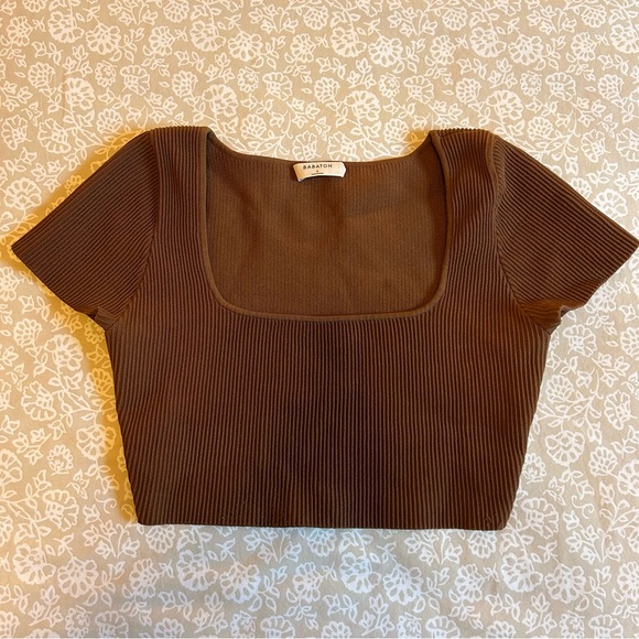 Aritzia sculpt knit squareneck tank - Picture 4 of 9